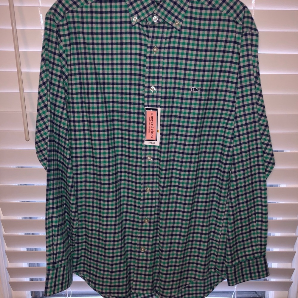 Vineyard vines button down